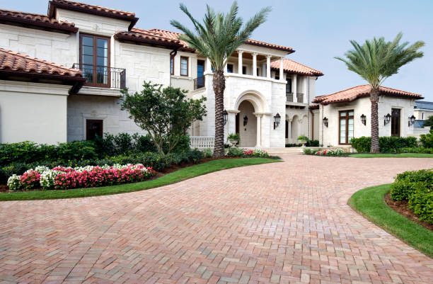 Best Professional Driveway Pavers  in Valley View, OH
